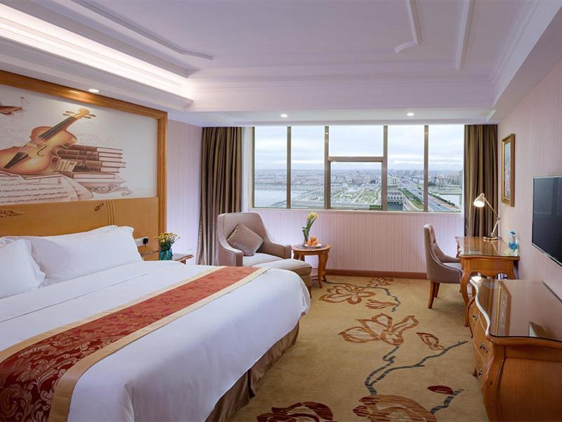 Vienna Hotel Dongguan Hengli Zhongshan Road Bagian luar foto